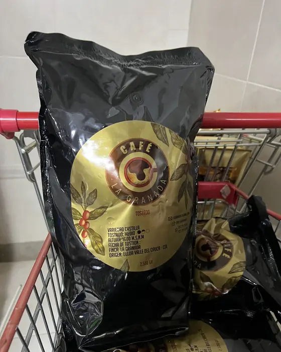 Cuarterones de Café La Granada de 2,5 kg listos para entregar