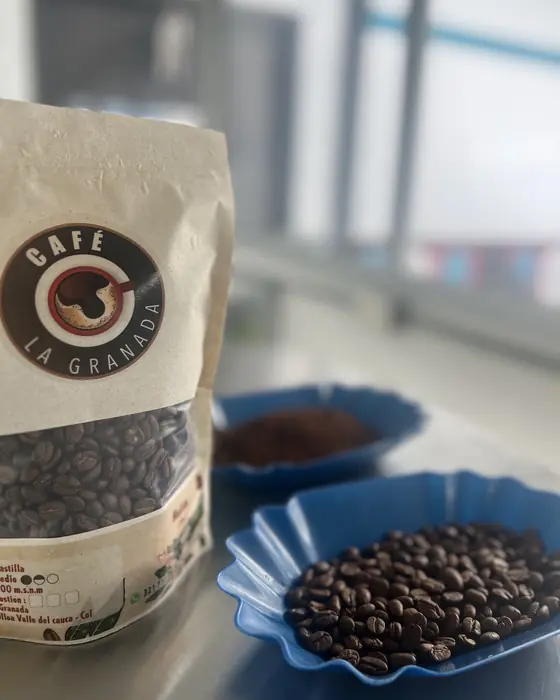 Café La Granada en grano y molido en bolsa kraft